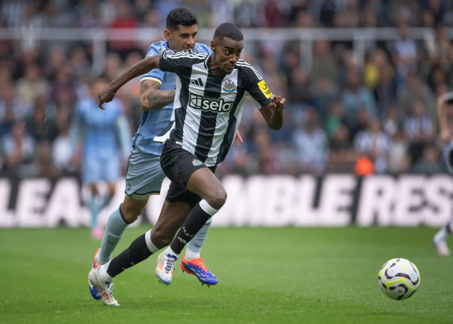 Alexander Isak scored 172 points in FPL last season. (Image: Getty)